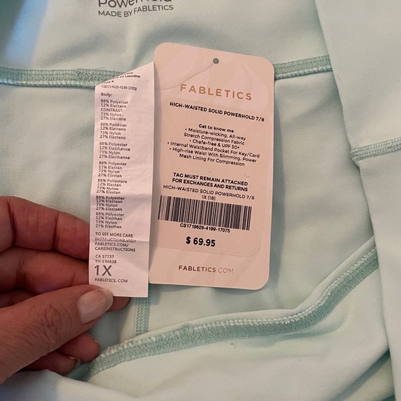 Fabletics - Picture 2 of 11